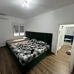 Djonis Apartment