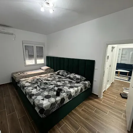 Djonis Apartment